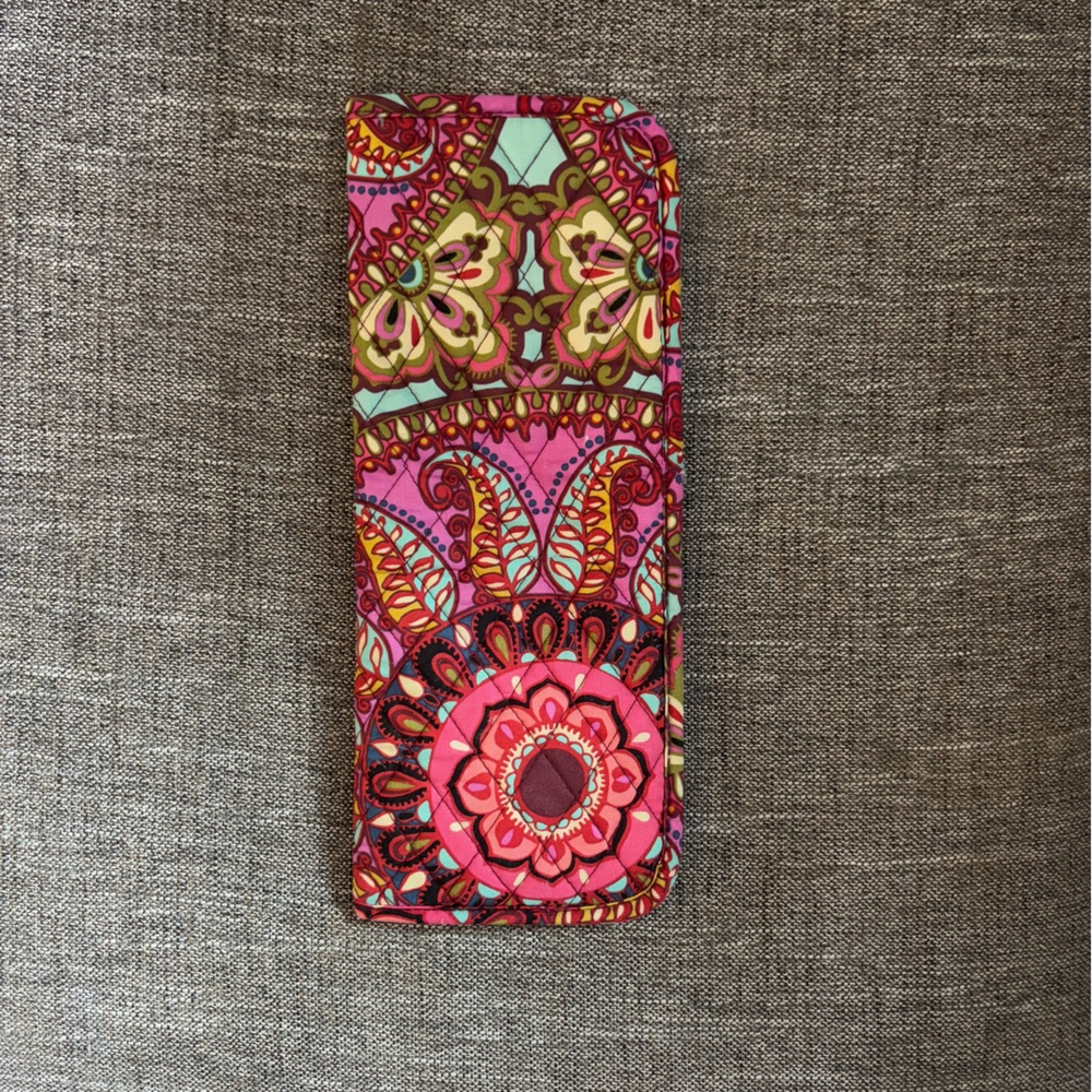 Vera Bradley Resort Medallion Curling & Flat Iron Cover